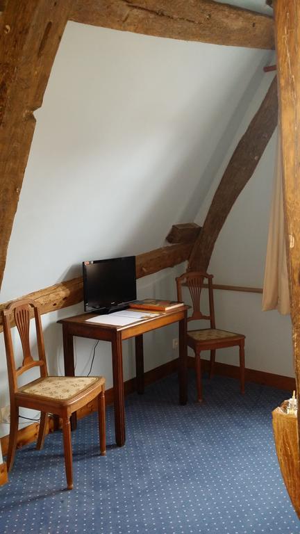 Les Trois Cheminees Chambres D'Hotes Livarot-Pays-d'Auge Eksteriør billede