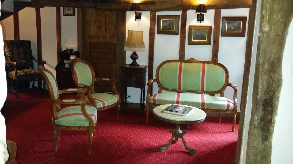 Les Trois Cheminees Chambres D'Hotes Livarot-Pays-d'Auge Eksteriør billede