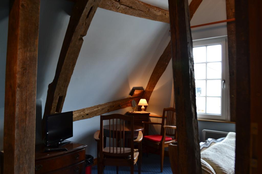 Les Trois Cheminees Chambres D'Hotes Livarot-Pays-d'Auge Eksteriør billede